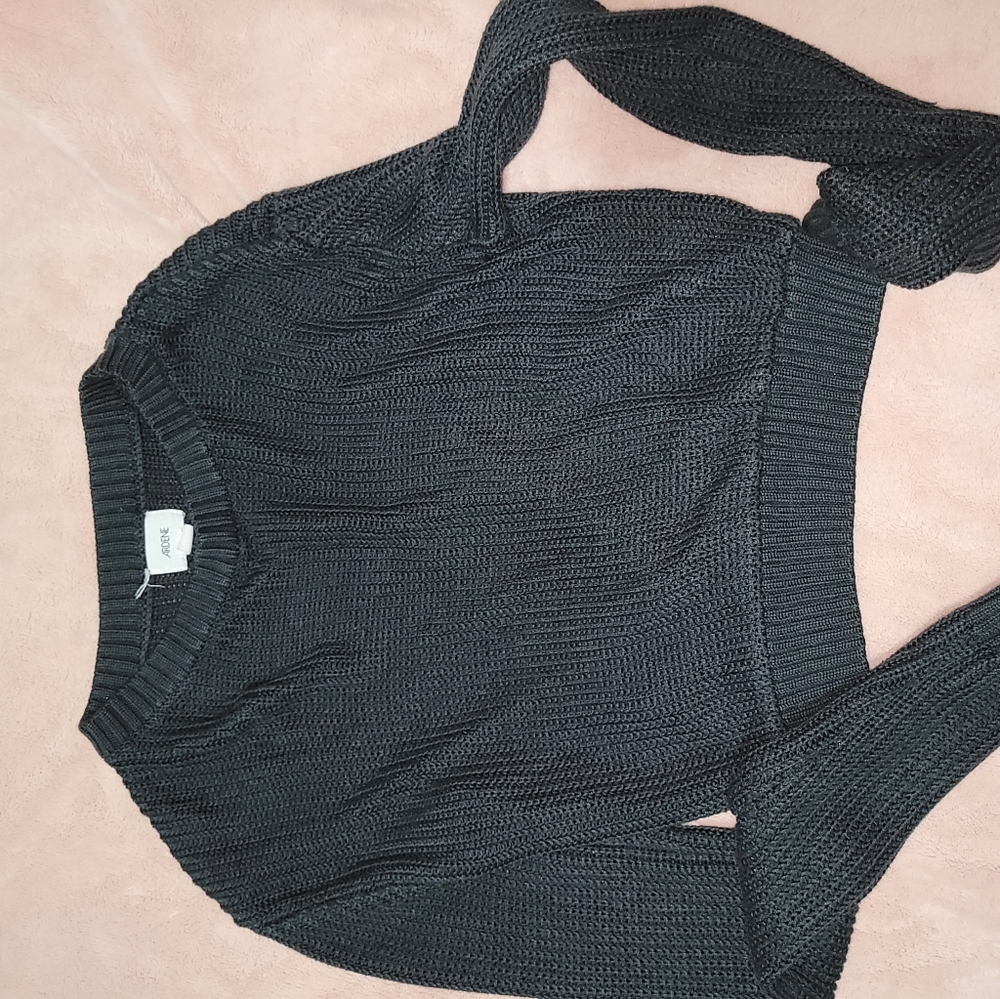 Sweater - Picture 1 of 1